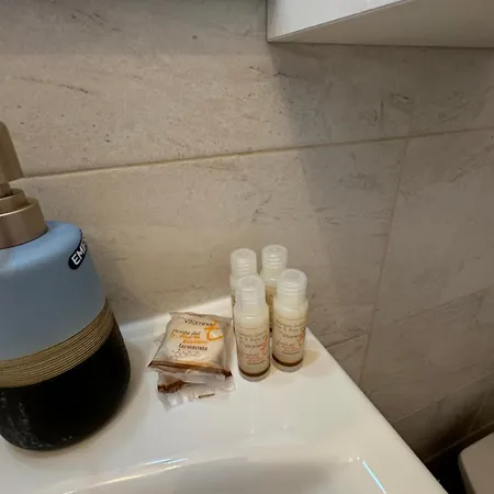 Будинок відпочинку Eight Wonder Джардіні-Наксос